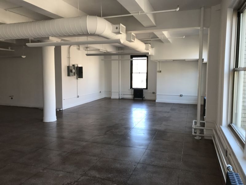 2414 SF Commercial Loft Space for Lease at 50 West 21st Street, in a Well-Maintained Building.